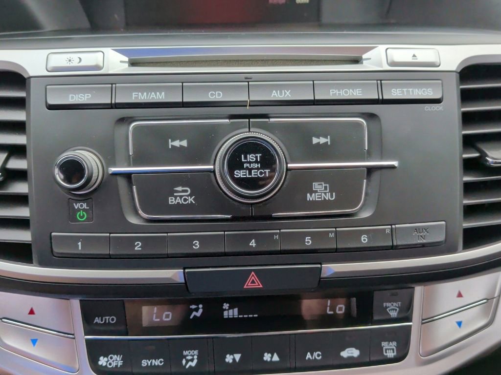 Used 2015 Honda Accord Sport image 25