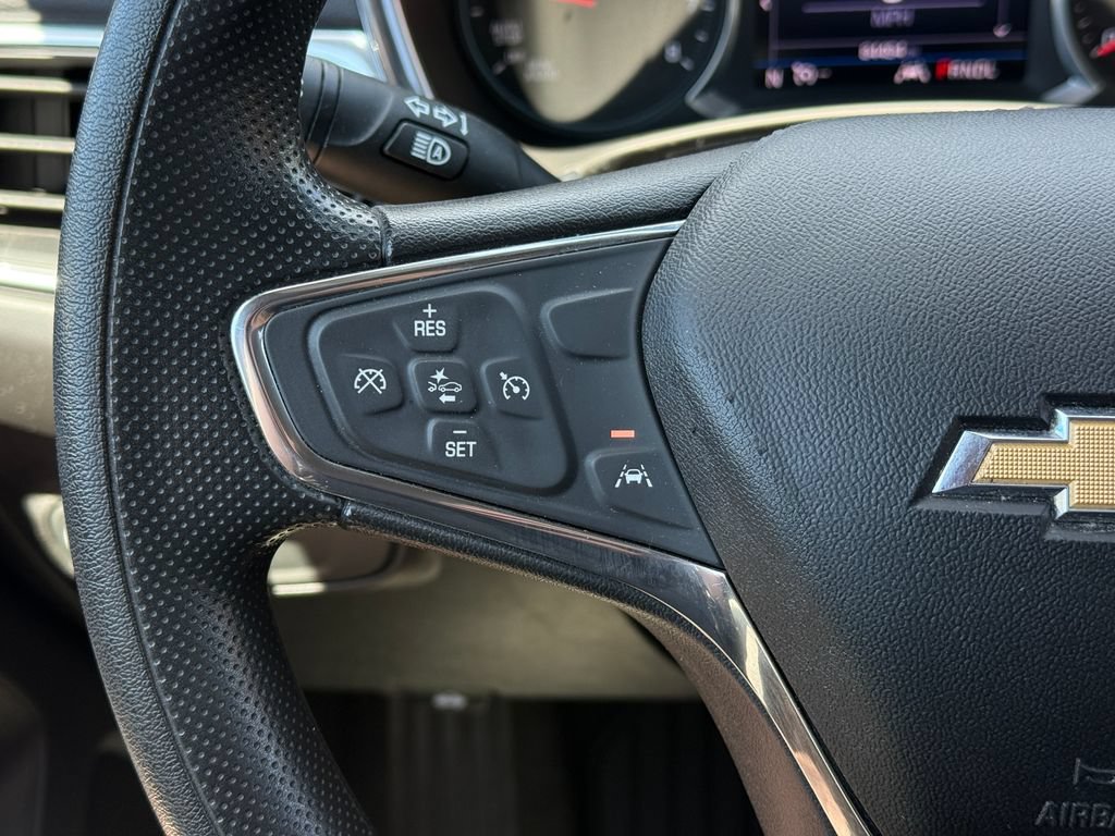 Used 2020 Chevrolet Equinox LT FWD image 9