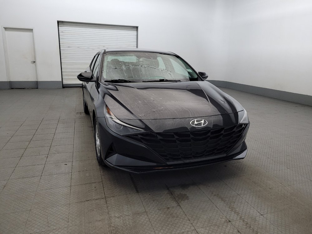 Used 2021 Hyundai Elantra SE FWD image 14