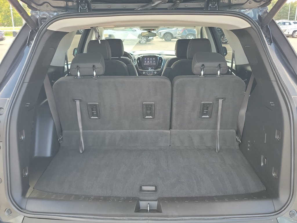 Used 2021 Chevrolet Traverse LT AWD/4WD image 34