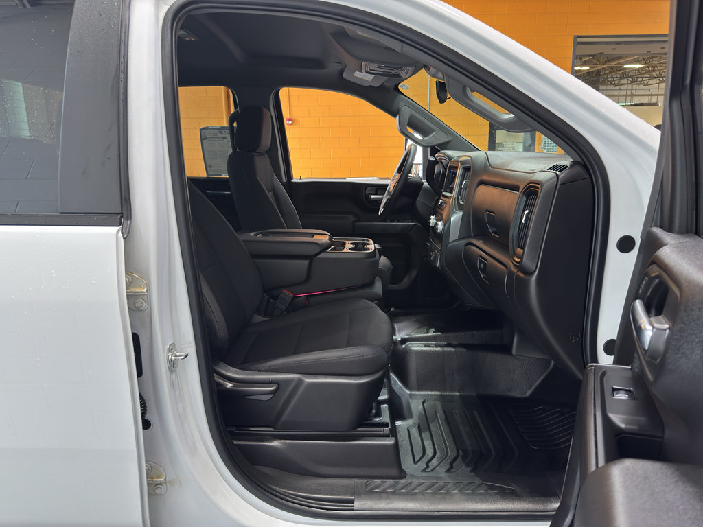 Used 2025 GMC Sierra 2500 Pro AWD/4WD image 18