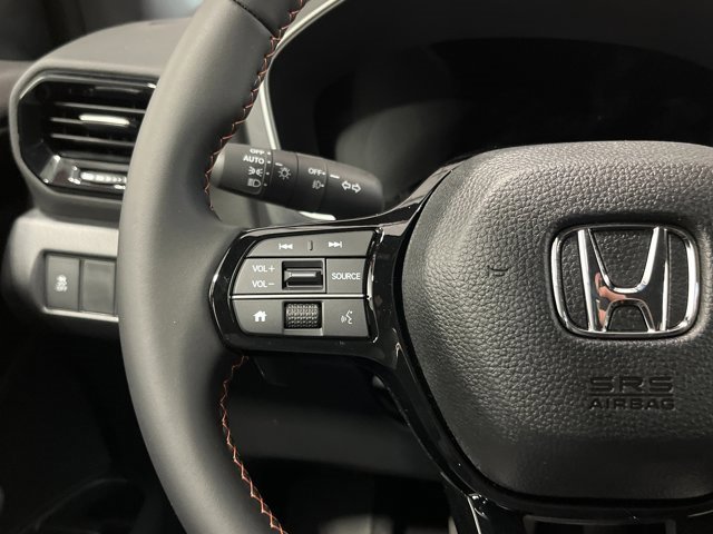 New 2025 Honda Pilot Sport image 17