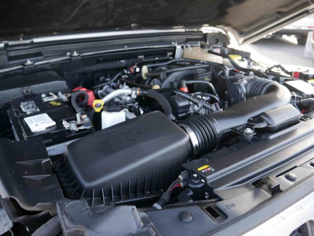 Used 2021 Jeep Wrangler Unlimited Rubicon image 12