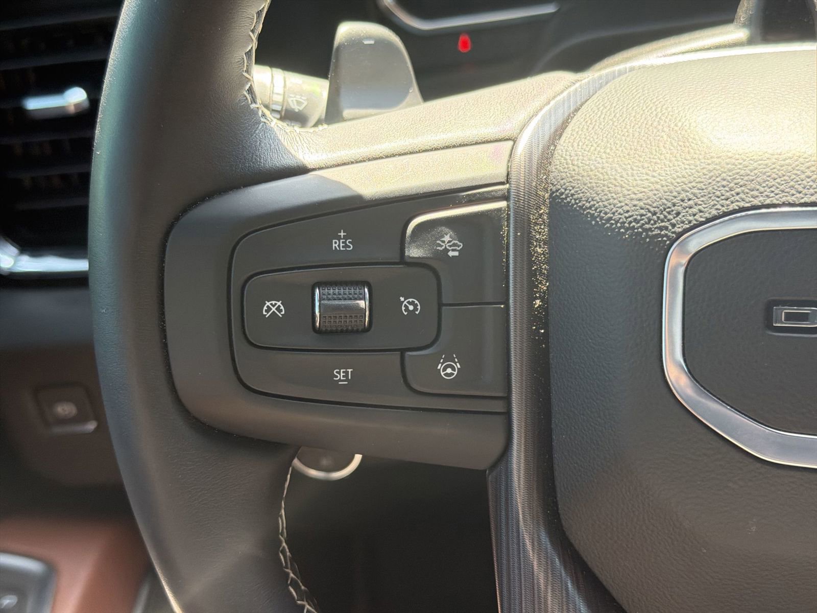 Used 2025 GMC Sierra 1500 Denali Ultimate image 27