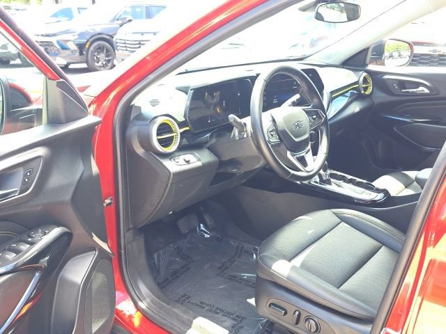 Used 2024 Chevrolet Trax ACTIV w/ Driver Confidence Package FWD image 17