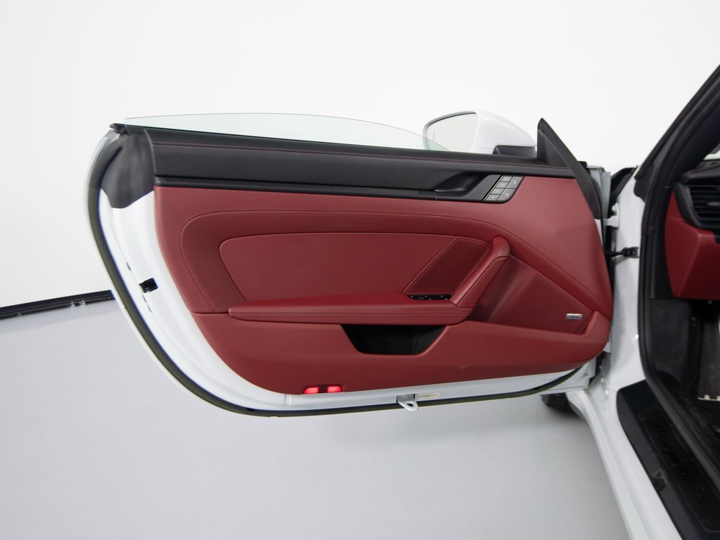 Certified 2023 Porsche 911 Targa 4 GTS image 19