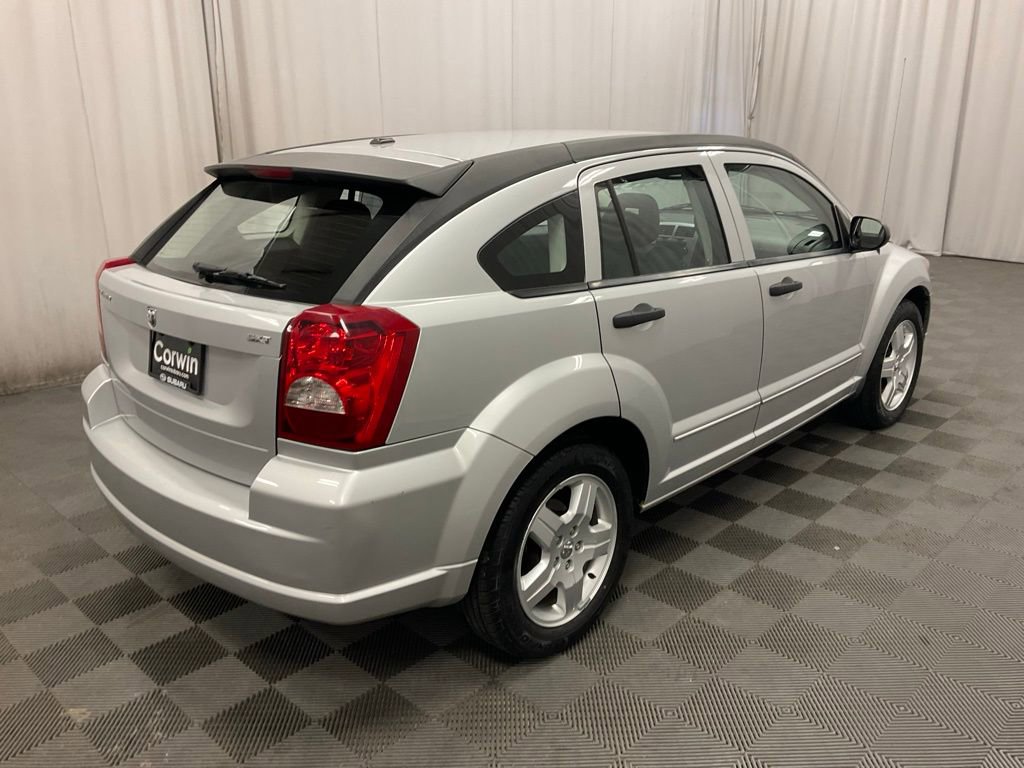 Used 2008 Dodge Caliber SXT w/ Driver Convenience Group image 3