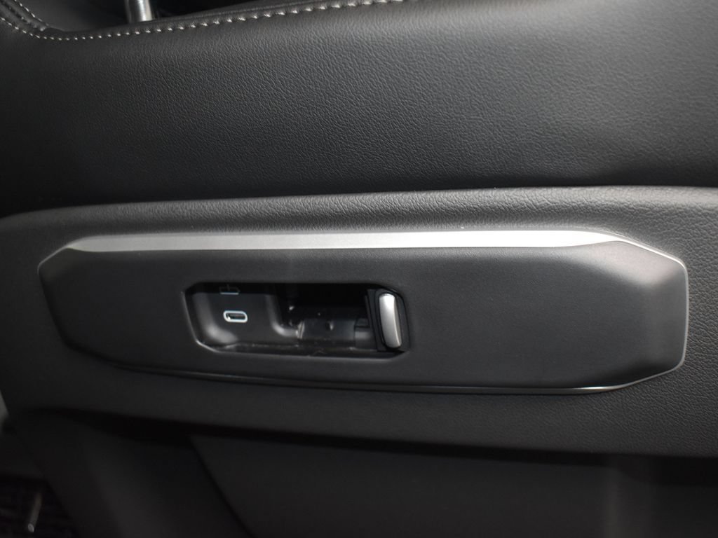 Used 2026 BMW X5 sDrive40i RWD image 19