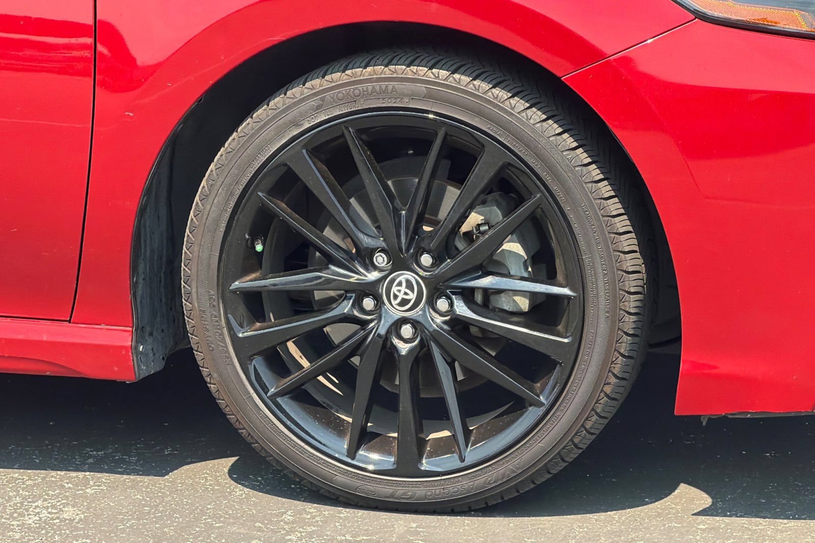 Used 2021 Toyota Camry XSE FWD image 37