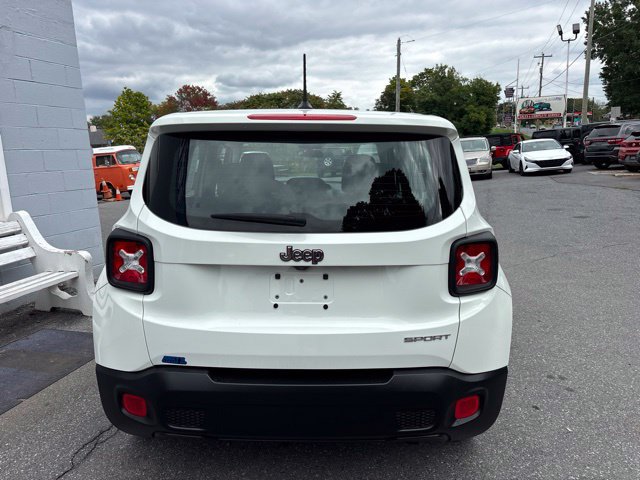 Used 2017 Jeep Renegade Sport w/ Power & Air Group FWD image 5