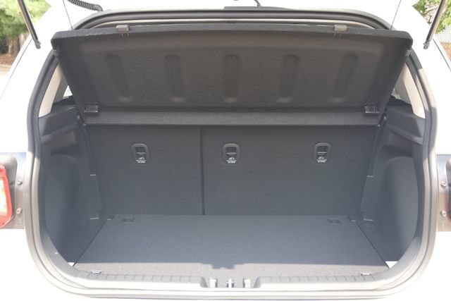 New 2026 Hyundai Venue SEL FWD image 24