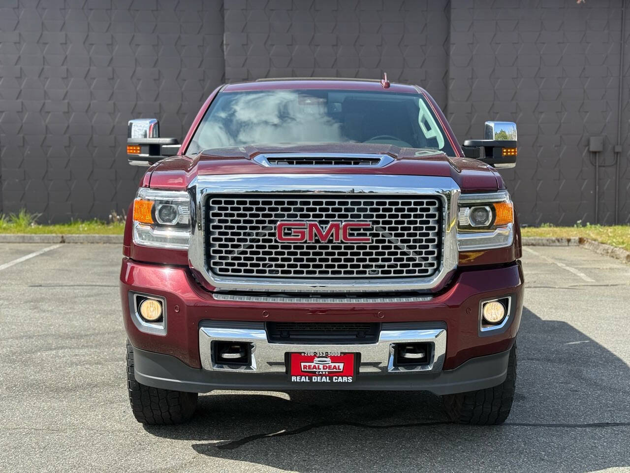 Used 2017 GMC Sierra 3500 Denali w/ Duramax Plus Package AWD/4WD image 2