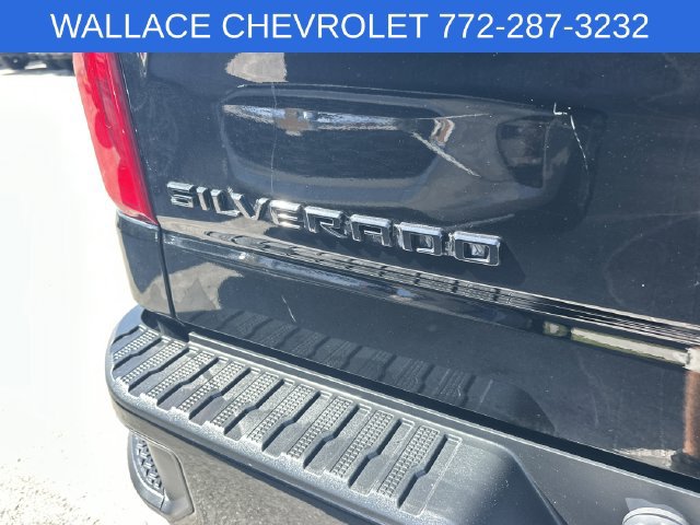 Used 2023 Chevrolet Silverado 1500 LT Trail Boss w/ Protection Package AWD/4WD image 6