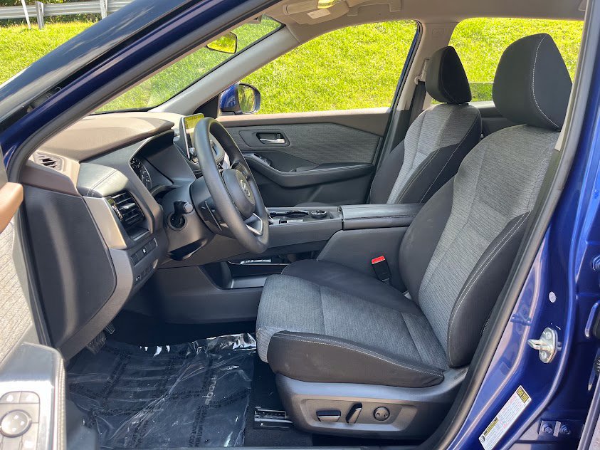 Used 2021 Nissan Rogue SV AWD/4WD image 8