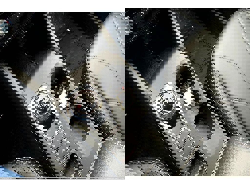 New 2026 Ford Escape Platinum image 9