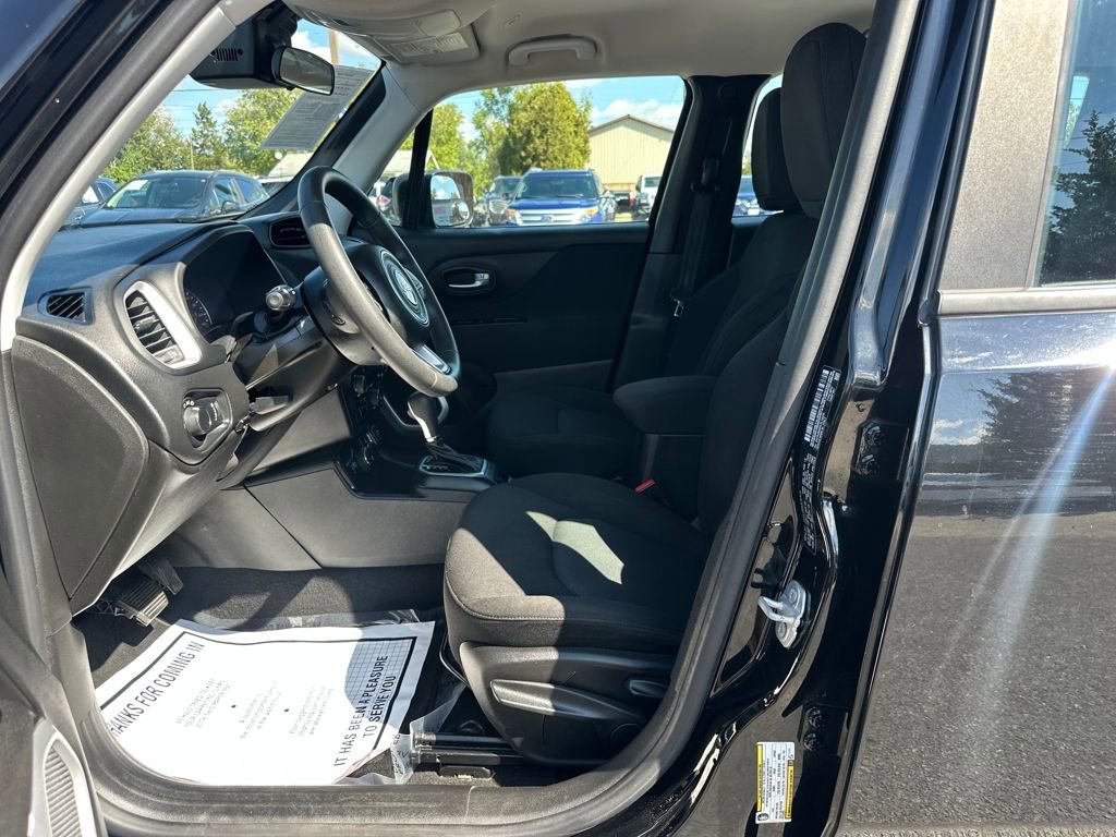 Used 2020 Jeep Renegade Sport w/ UConnect 7.0 Group image 12