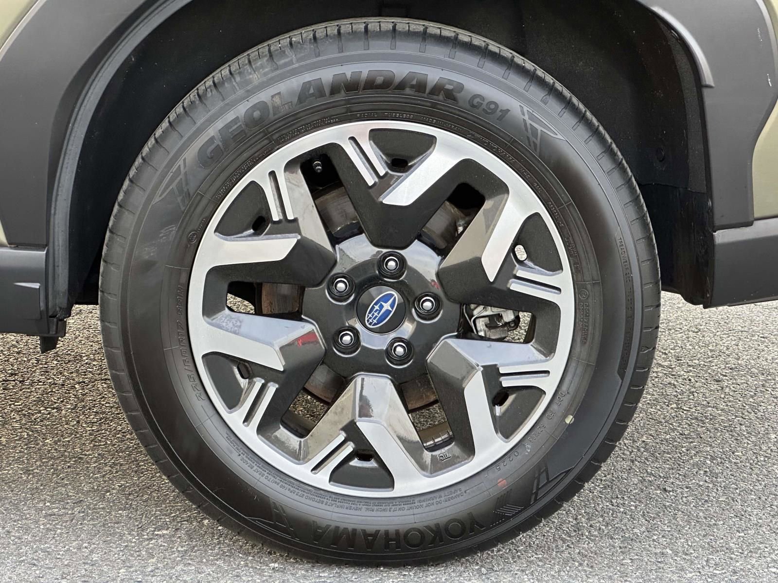 Certified 2025 Subaru Forester Premium AWD/4WD image 18