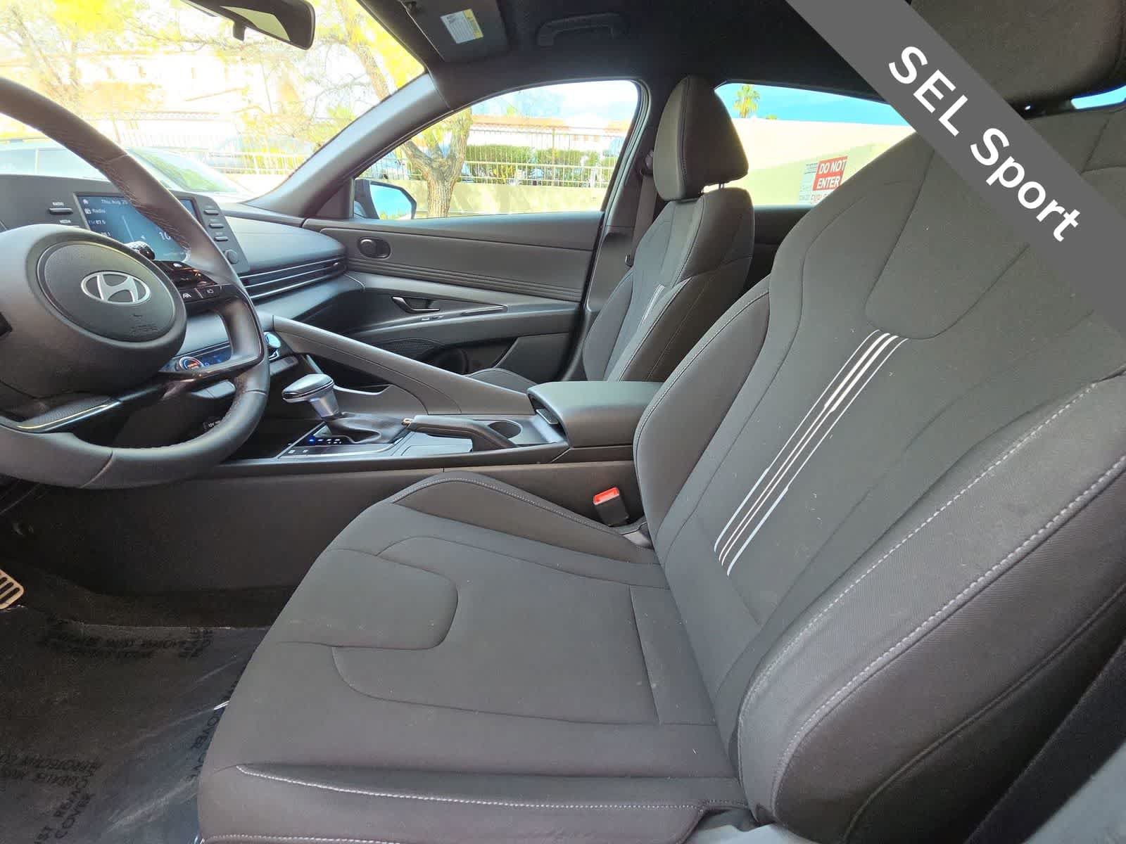 Certified 2025 Hyundai Elantra Sport FWD image 15