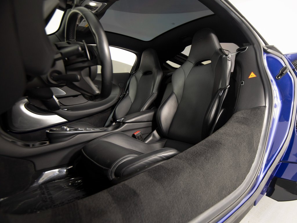 Used 2020 McLaren GT image 26