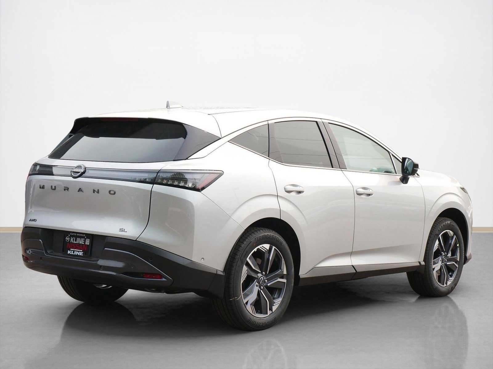 New 2025 Nissan Murano SL w/ Cargo Package image 2