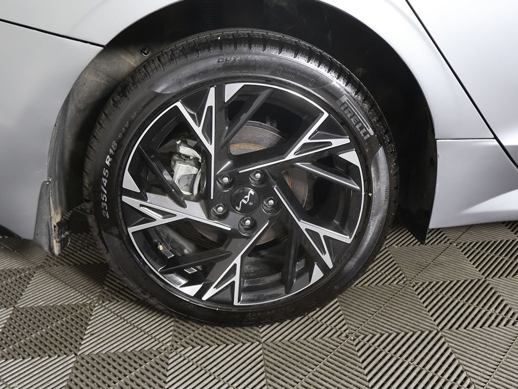 Used 2025 Kia K5 GT-Line w/ GT-Line Premium Package FWD image 22