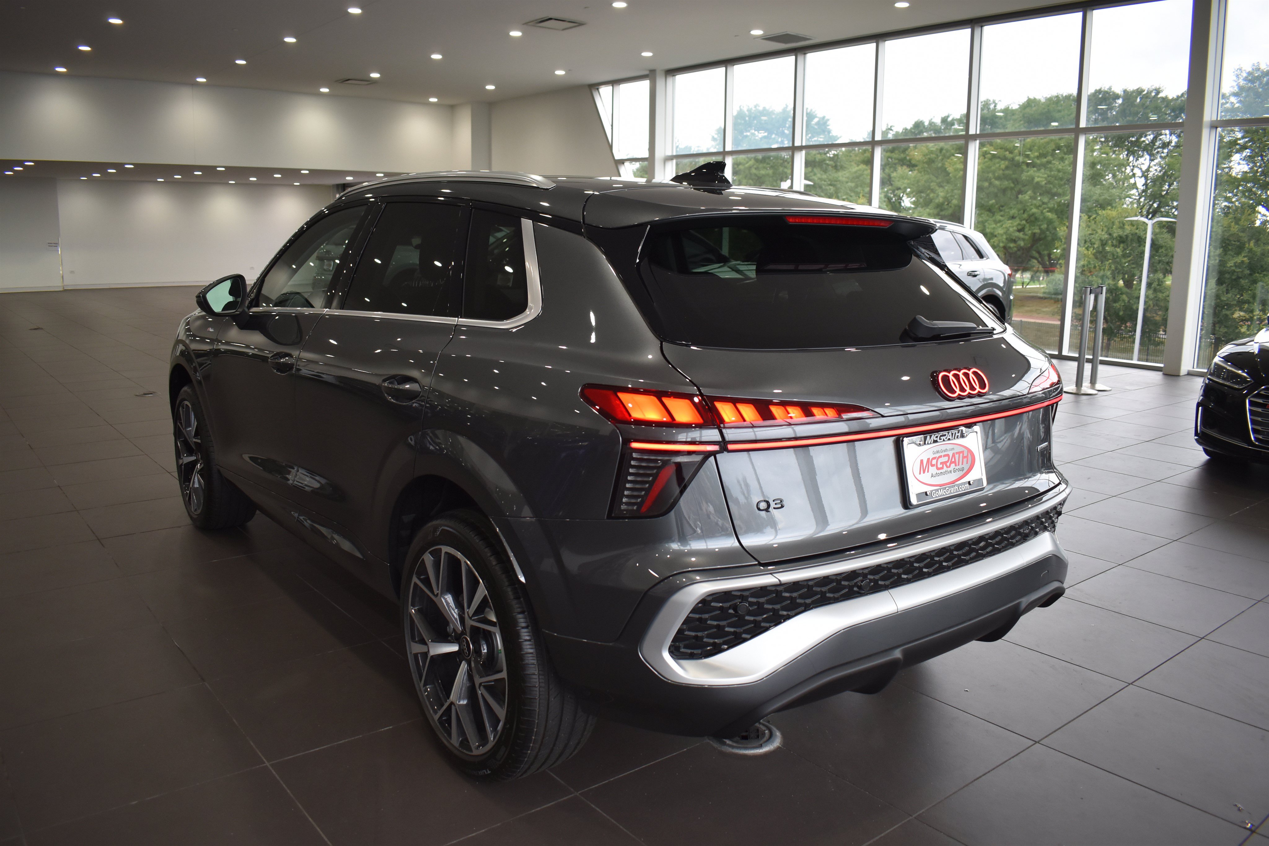 New 2026 Audi Q3 quattro 2.0T AWD/4WD image 5