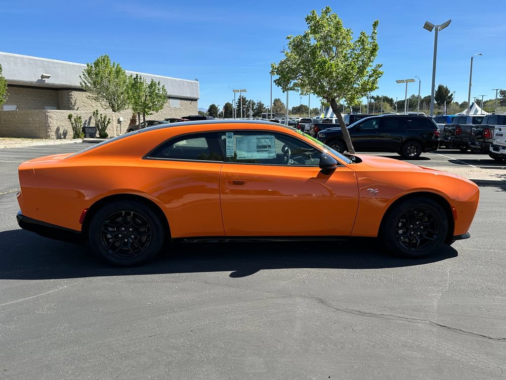 New 2025 Dodge Charger Daytona R/T w/ Sun & Sound Package AWD/4WD image 9