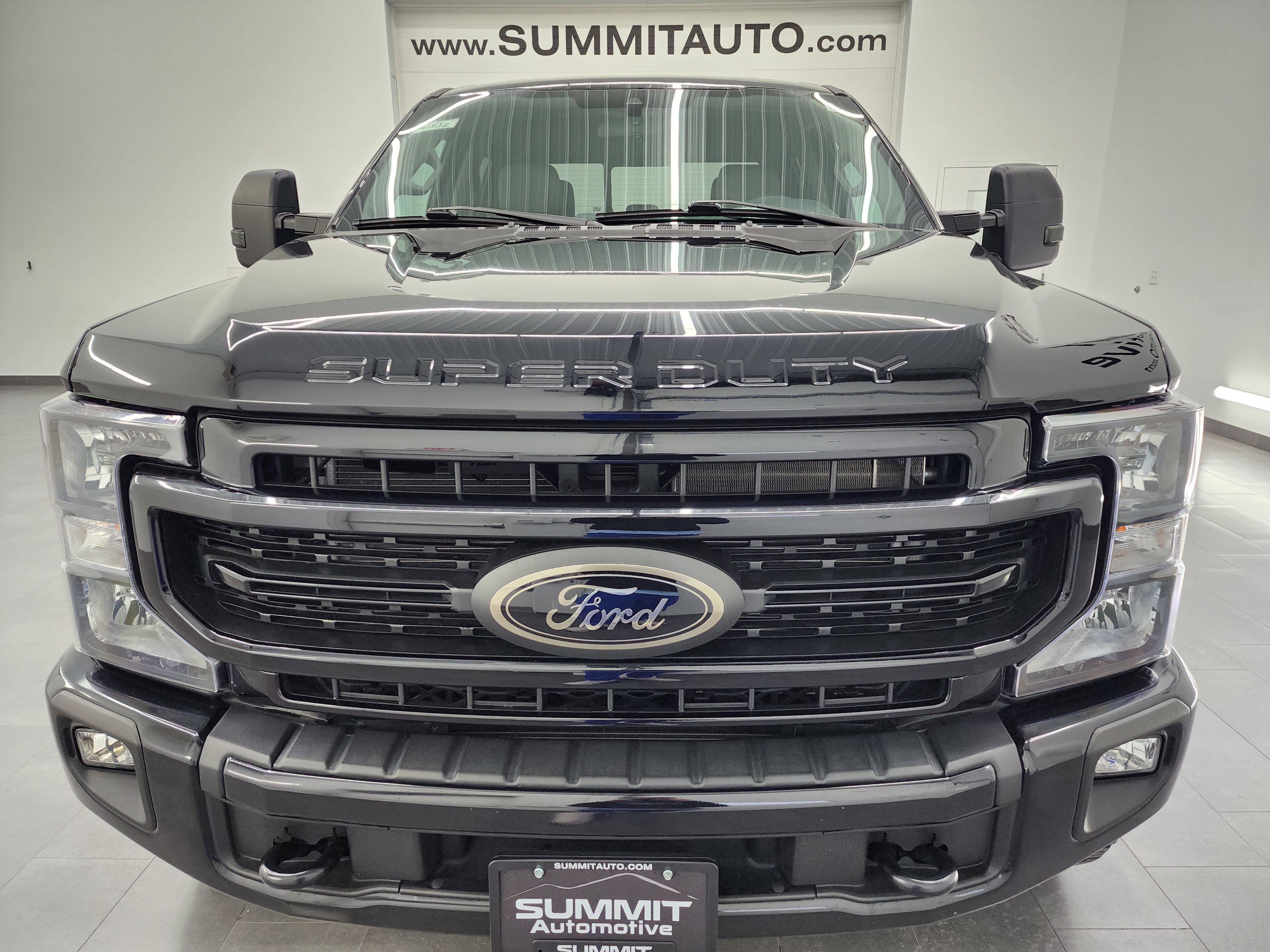 Used 2022 Ford F250 XLT w/ Black Appearance Package AWD/4WD image 21