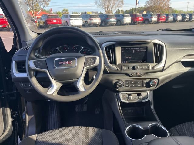 Used 2024 GMC Terrain SLE FWD image 16