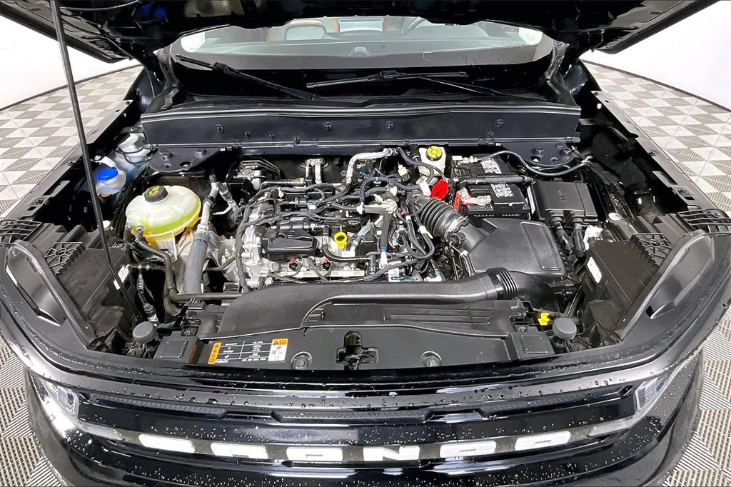 Used 2024 Ford Bronco Sport Outer Banks image 9