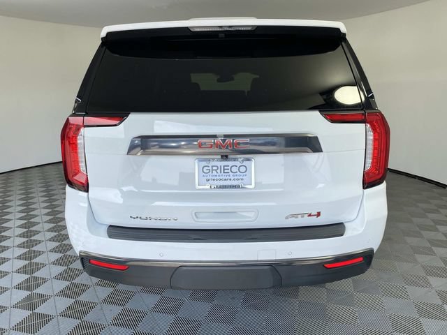 Used 2023 GMC Yukon XL AT4 w/ AT4 Premium Package AWD/4WD image 7