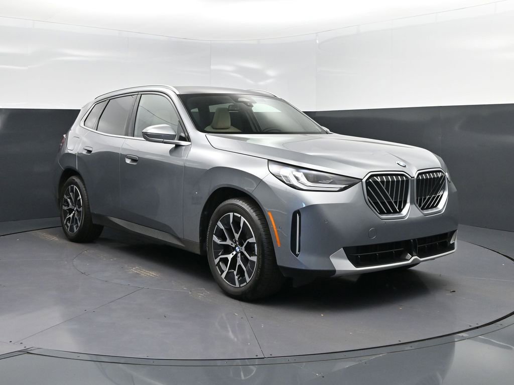 Certified 2025 BMW X3 xDrive30i w/ Convenience Package image 9