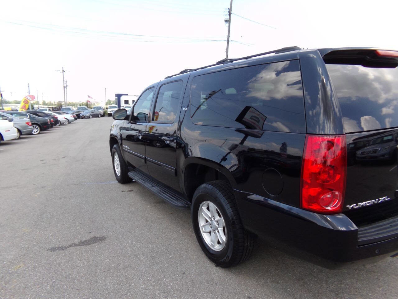 Used 2014 GMC Yukon XL SLT image 46
