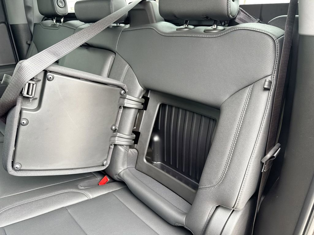 Used 2022 GMC Sierra 1500 SLT w/ SLT Premium Plus Package image 44