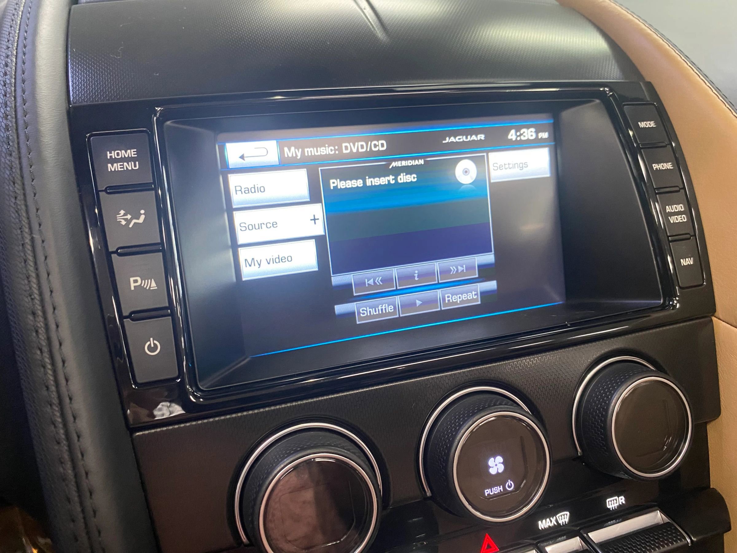 Used 2015 Jaguar F-TYPE S image 17