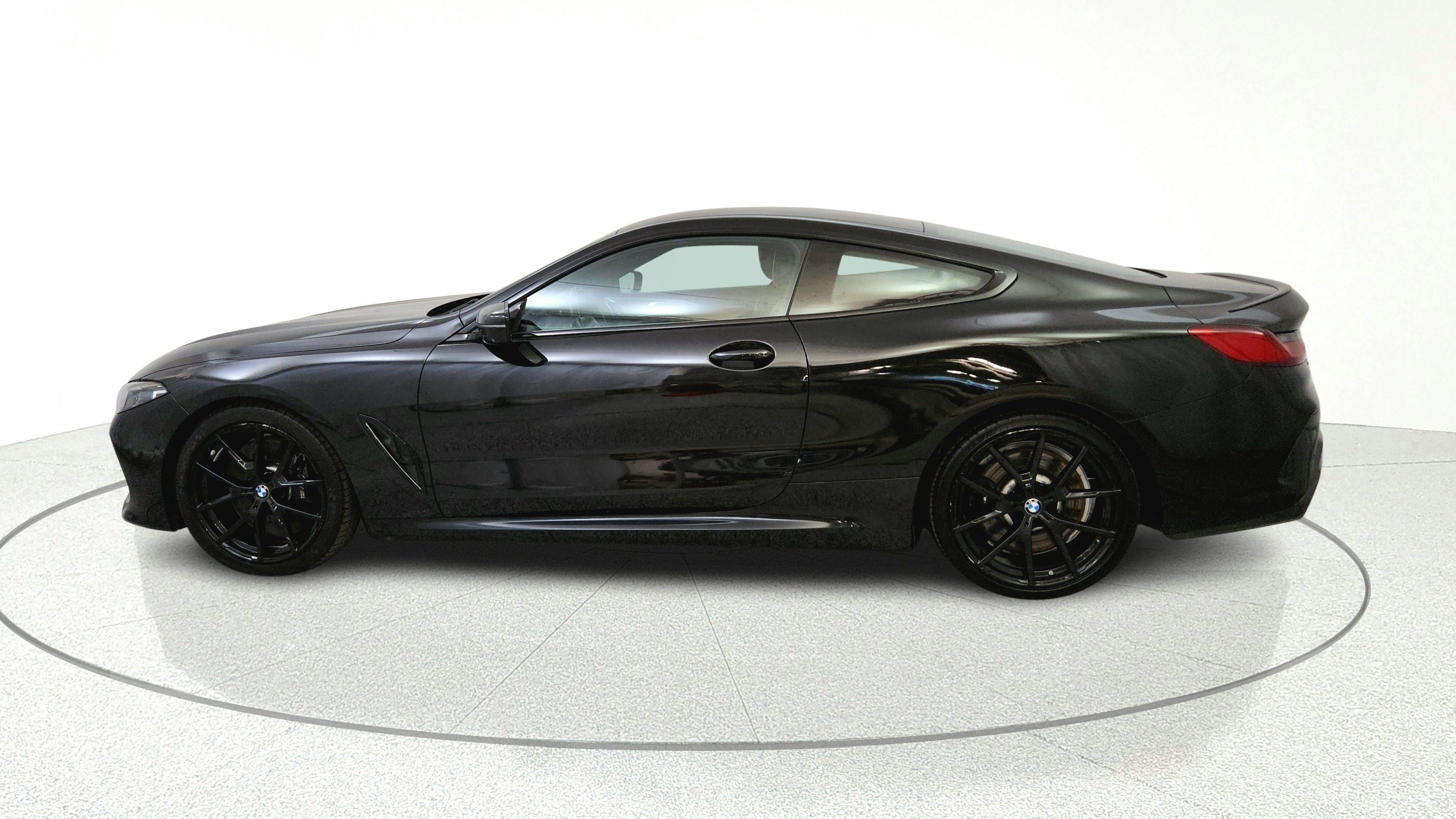 Used 2023 BMW 840i xDrive Coupe w/ M Sport Professional Package AWD/4WD image 4