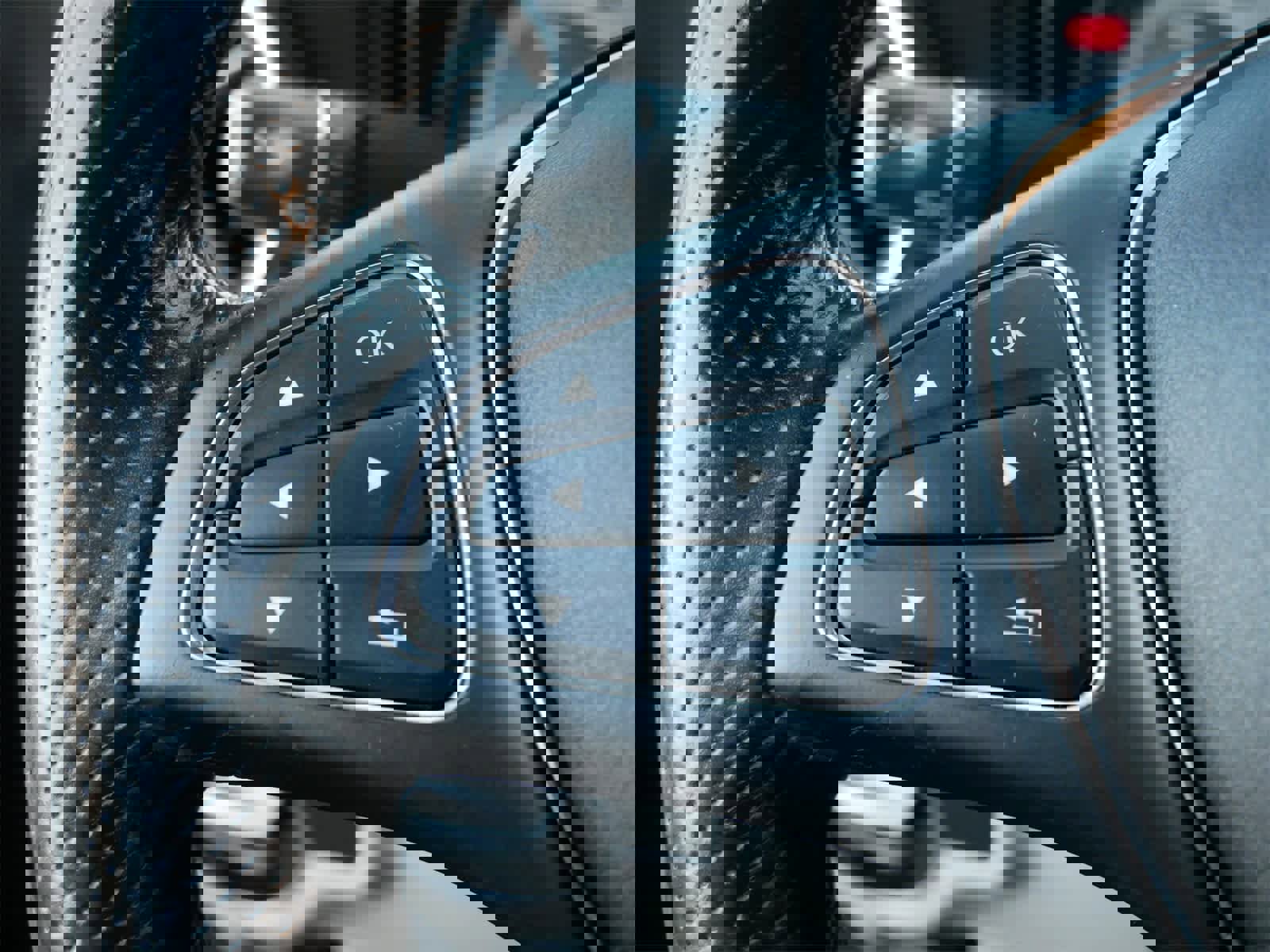 Used 2015 Mercedes-Benz CLA 250 4MATIC image 11