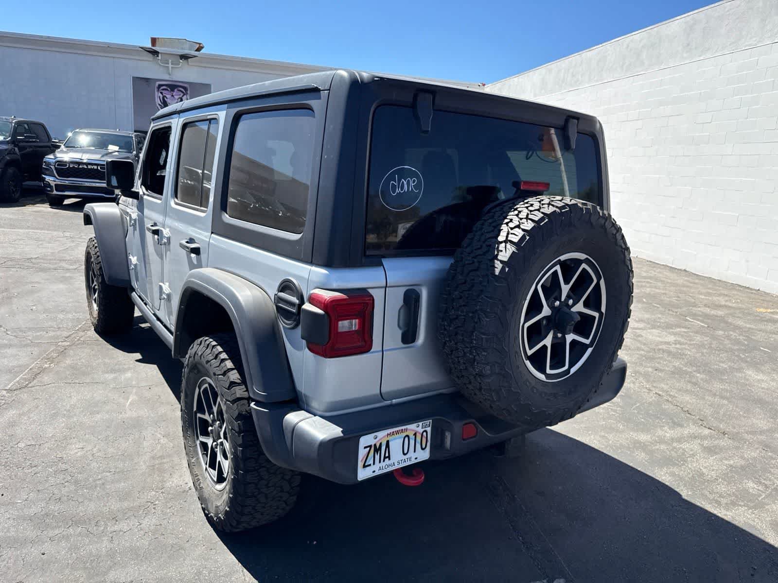 Used 2024 Jeep Wrangler Unlimited Rubicon AWD/4WD image 15