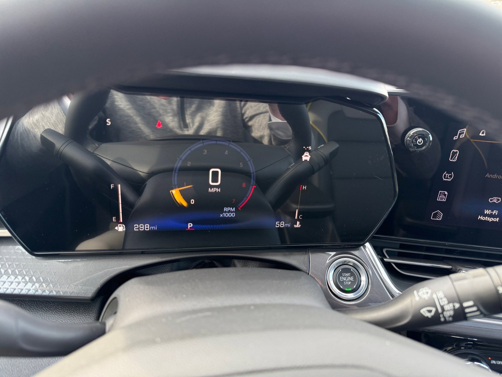 New 2026 Chevrolet Trax ACTIV w/ Sunroof Package image 32