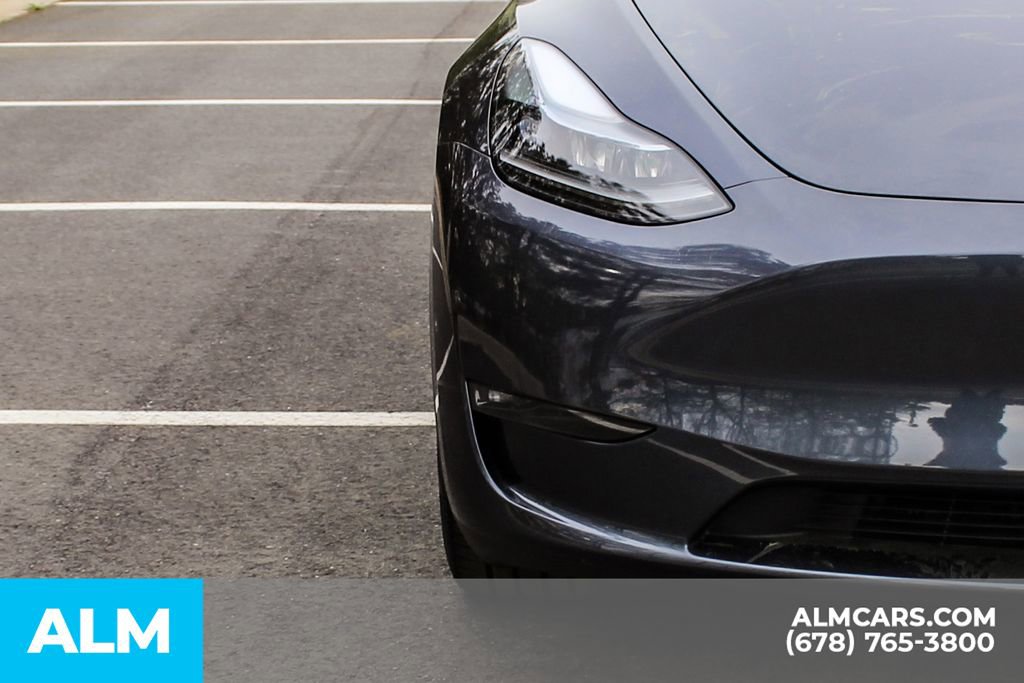Used 2023 Tesla Model Y Long Range image 12