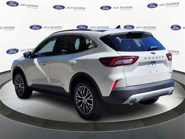 New 2025 Ford Escape SE image 3