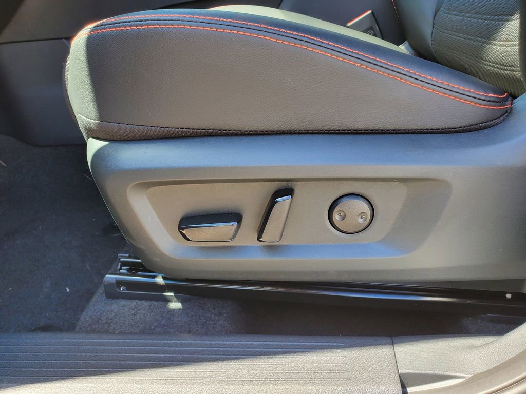 New 2026 Nissan Rogue SV AWD/4WD image 18