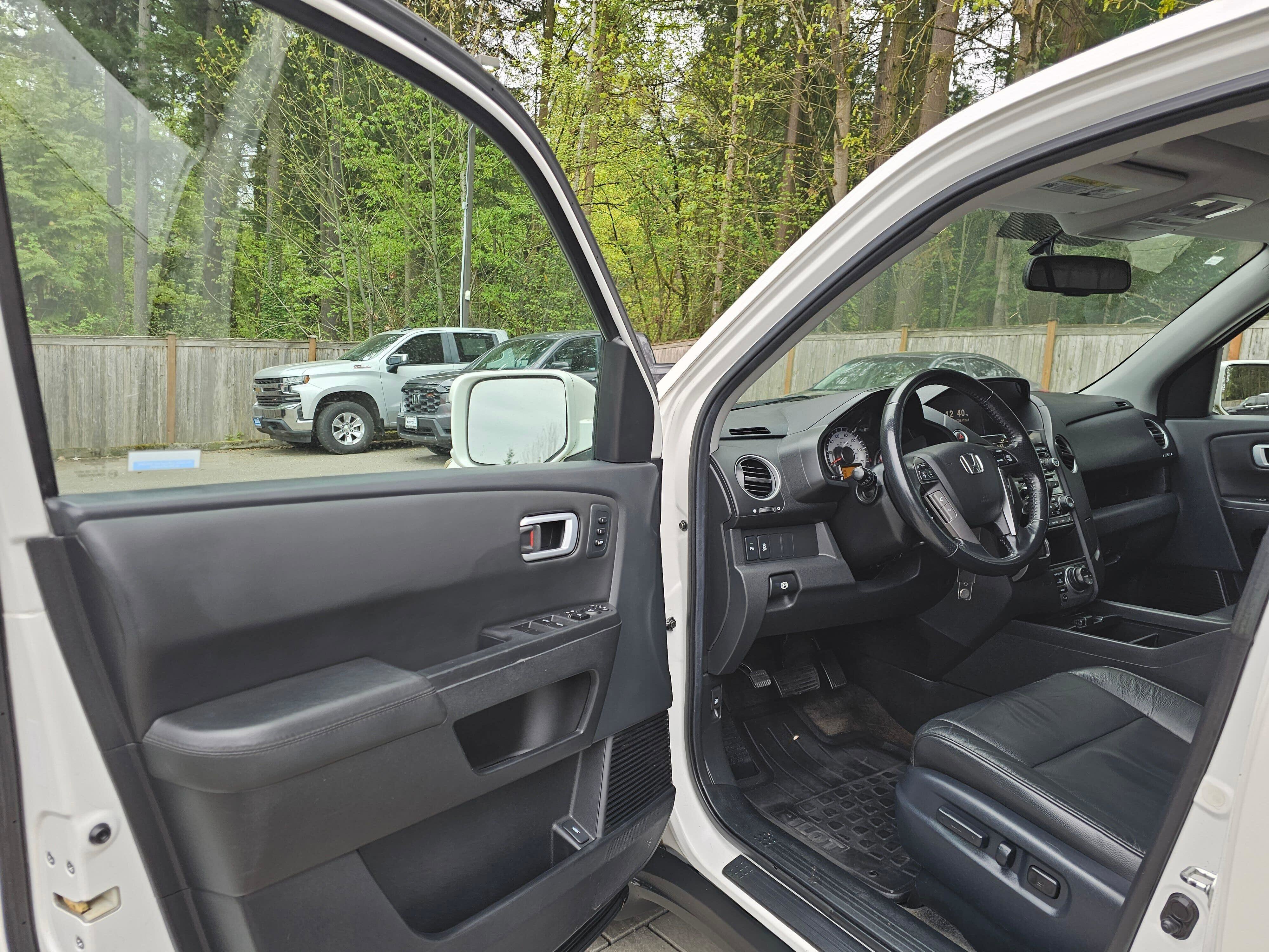 Used 2013 Honda Pilot Touring image 20