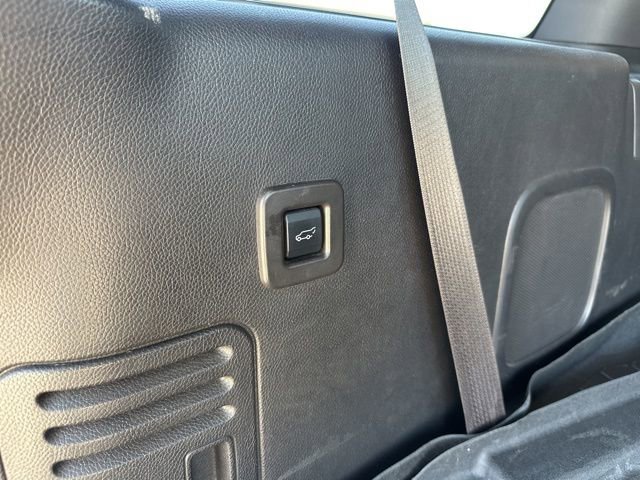 Used 2014 Lincoln Navigator 4WD w/ Equipment Group 101A image 34