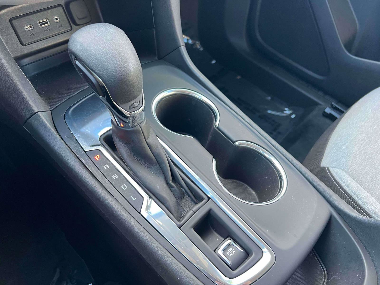 Used 2024 Chevrolet Equinox LS w/ LS Convenience Package image 15