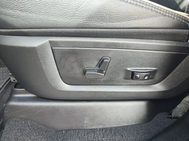 Used 2023 RAM 3500 Limited image 17