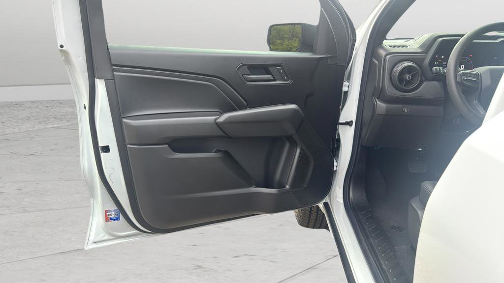 New 2026 Chevrolet Colorado W/T w/ WT Custom Package RWD image 9