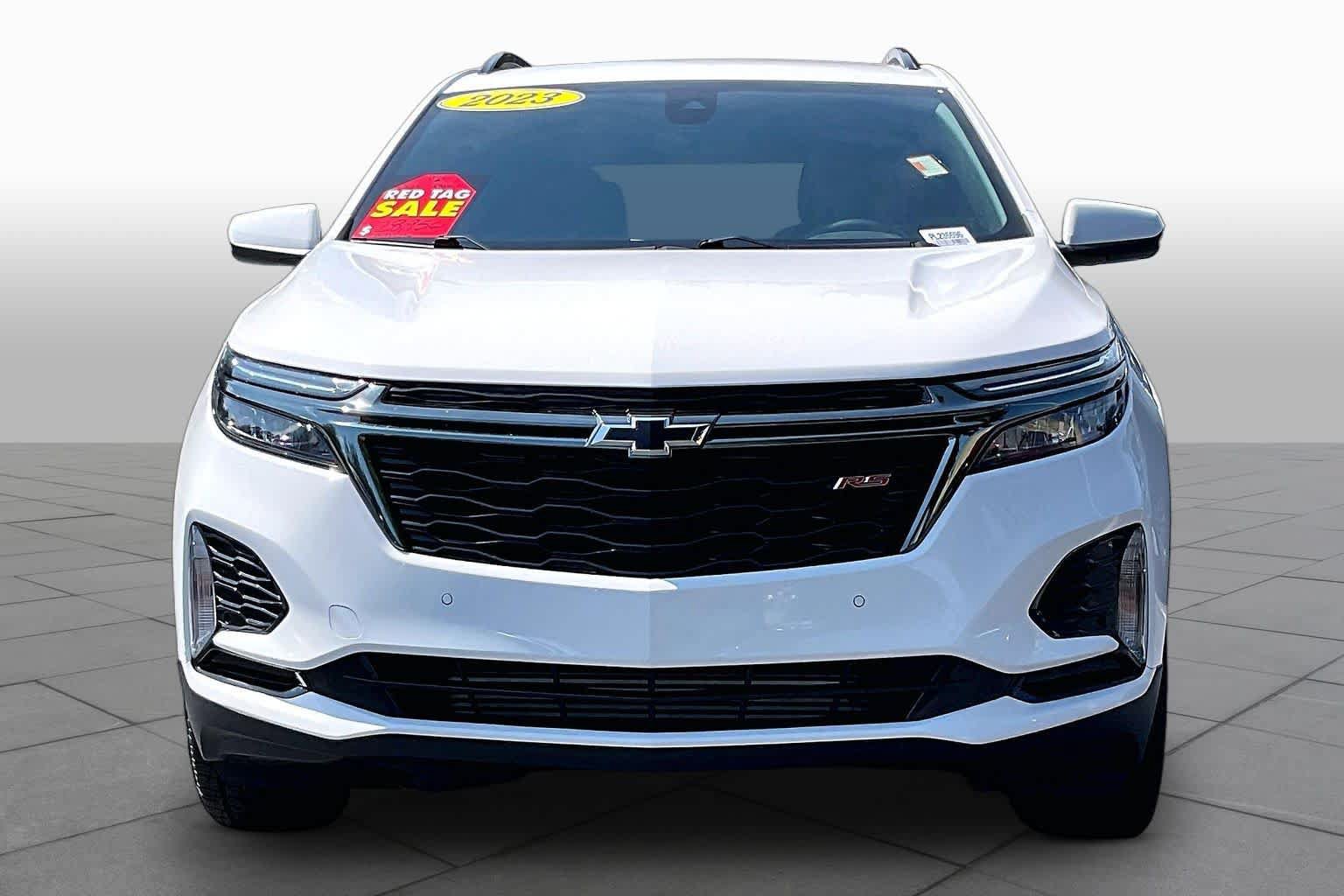 Used 2023 Chevrolet Equinox RS FWD image 4