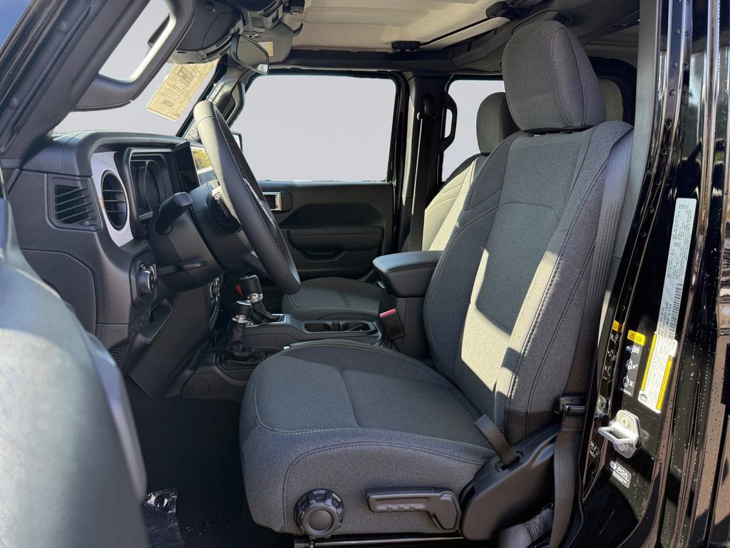 New 2026 Jeep Gladiator Sport AWD/4WD image 11