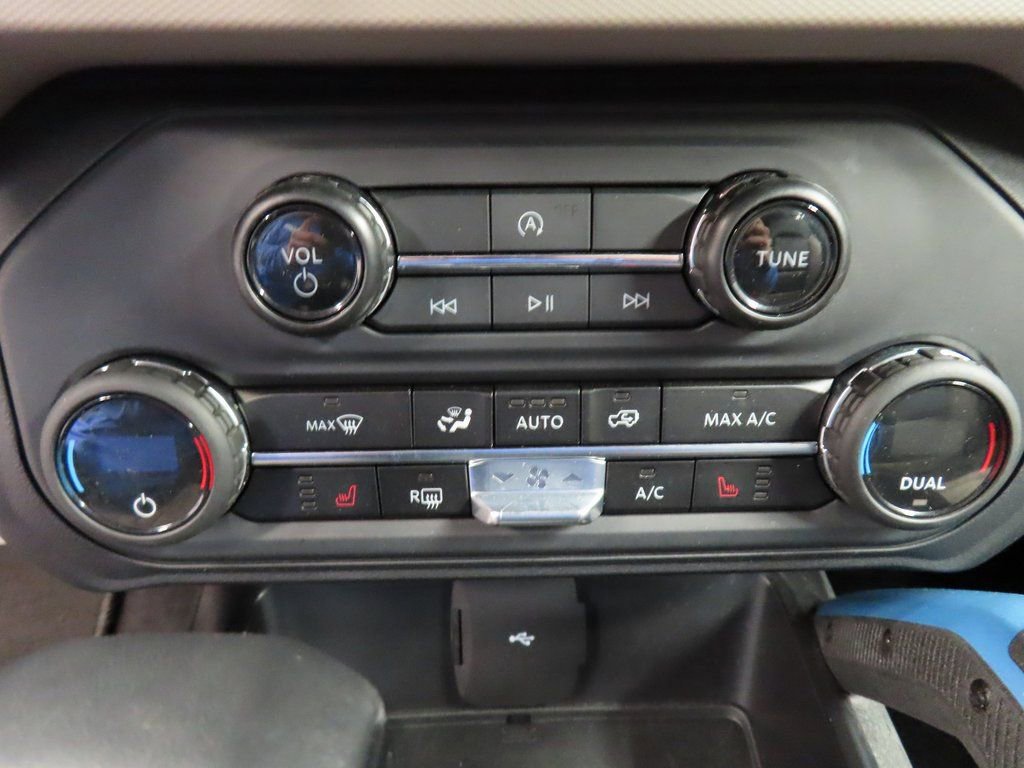 Used 2024 Ford Bronco Wildtrak image 41